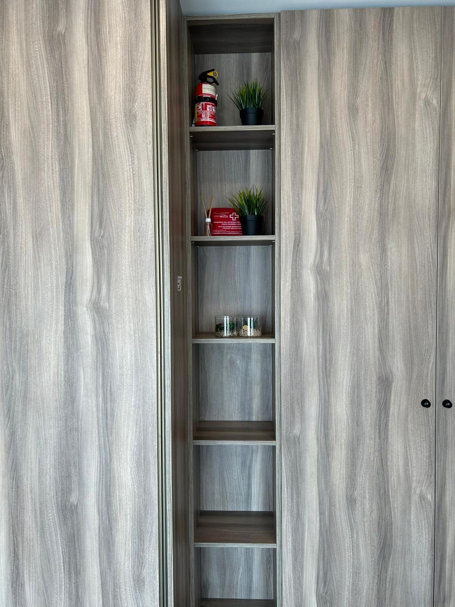Your Home - Spacious Apartment In City Center, With Balcony & Self Check-In Vilnius Buitenkant foto