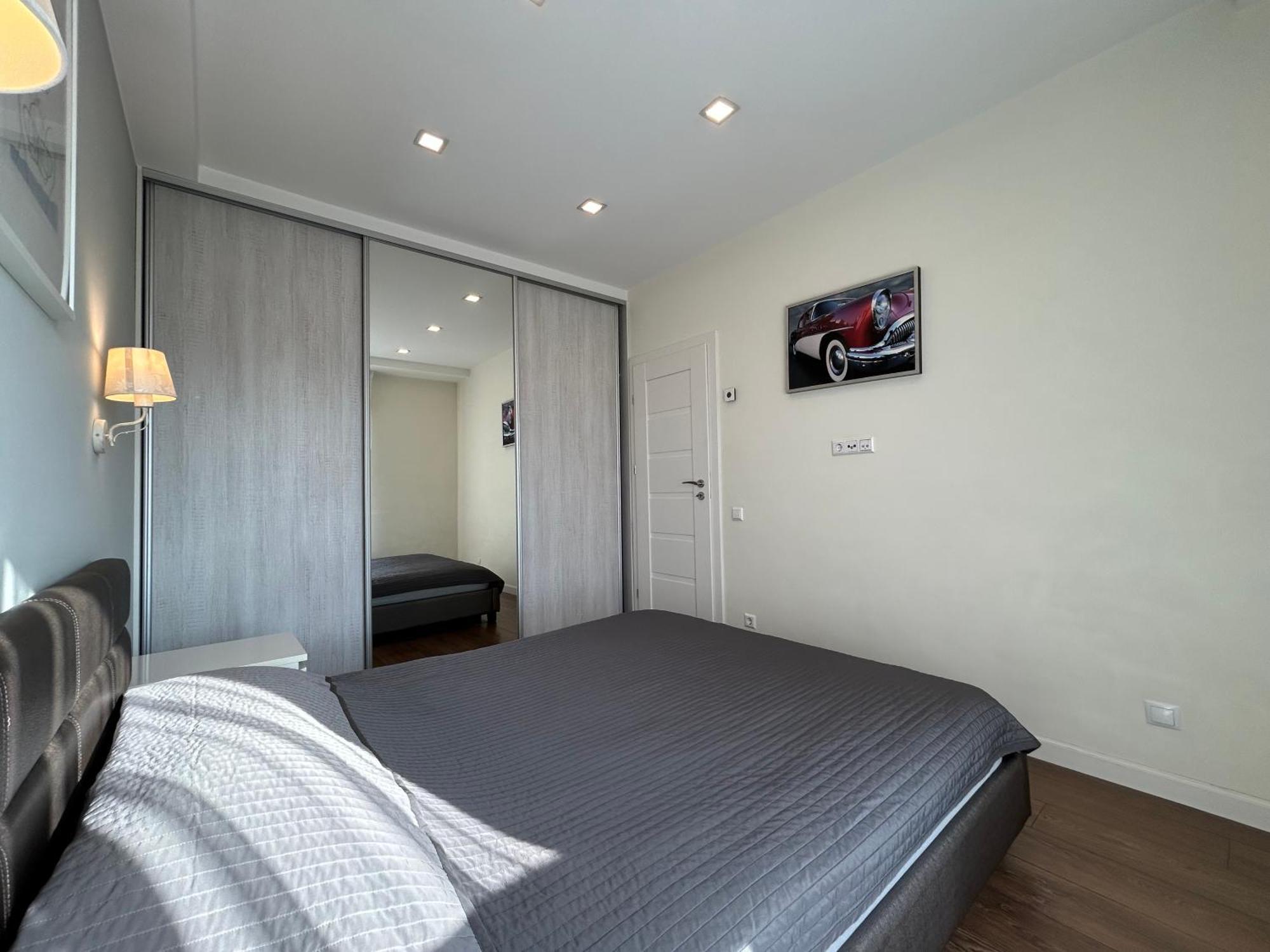 Your Home - Spacious Apartment In City Center, With Balcony & Self Check-In Vilnius Buitenkant foto